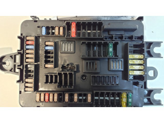 Pojistková skříňka 9228158 BMW 1 F20 F21 2014