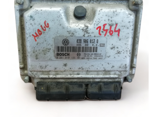 Блок управления двигателя 0281010133, 0281010133   Volkswagen New Beetle