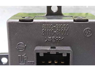 Přístrojová deska SsangYong Actyon 2006 8111031050