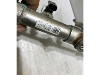 Топливная рампа 04C133320F   Audi A3 S3 8V  