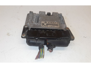 Блок управления двигателем ECU