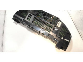 Přístrojová deska  Mercedes-Benz C W204 2011 A2049004408, 2049028102  