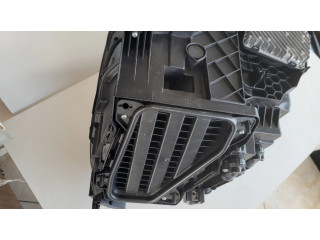 Передняя фара