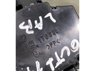 Ручка стеклоочистителей E532016, 17g688 Mitsubishi Outlander