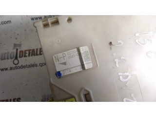 Блок предохранителей  8273053023   Lexus IS 220D-250-350    