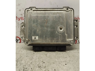 Řídící jednotka 6M6112A650BB, 0281012530 Mazda 3 I 2007