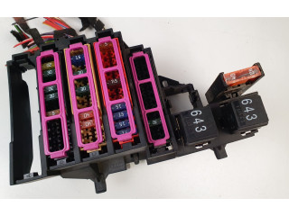 Pojistková skříňka Audi A5 Sportback 8TA 2011