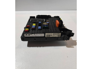 Блок предохранителей 30786646, 07W163 Volvo S60