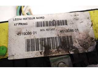 Блок предохранителей  9636079380, 451908601   Citroen C5    