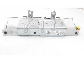 Подушка безопасности для колен 5E8880841D Skoda Octavia Mk4