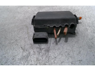 Блок предохранителей 1J0937550   Audi A3 S3 8L    