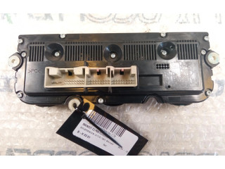 Блок управления климат-контролем    Volkswagen Jetta V