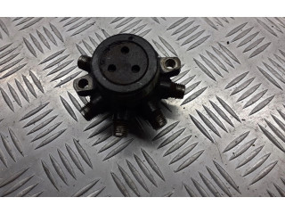 Топливная рампа 8200057345 Nissan Almera N16