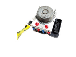 Вентилятор радиатора 214814567R Dacia Duster