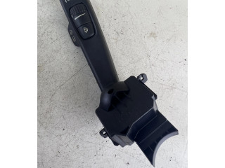 Ручка стеклоочистителей 17D770   Volvo V50