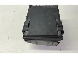   Pojistková skříňka 5N0937808   Volkswagen Tiguan 2013