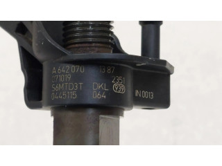 Vstřikovač A6420701387, CKIAA5H Mercedes-Benz R W251 pro naftový motor 3.0