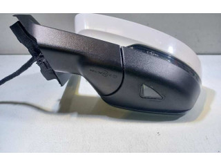 Зеркало электрическое Skoda Karoq 2017 - года