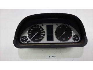 Přístrojová deska Mercedes-Benz B W245 2007 1031098110