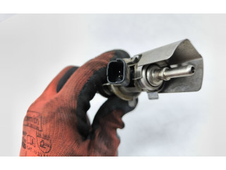 Форсунка 9813930180, L271B05534    Peugeot 5008 II  DV5RC 