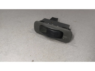 Включатель электрических окон