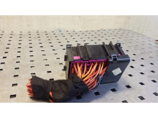 Pojistková skříňka 7H0937617 Skoda Yeti (5L) 2011