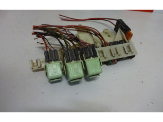 Pojistková skříňka 8371884 BMW 5 E39 1999