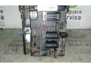 Блок предохранителей  9644038680, 0090012   Citroen Xsara    