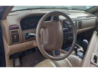 Панель приборов Jeep Grand Cherokee (WJ)