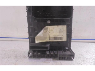 Pojistková skříňka 1K0937125A, 1K0937125A Volkswagen Caddy 2008