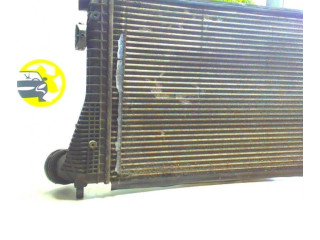 Интеркулер 1K0145803CD, 1K0145803CD Volkswagen Touran I