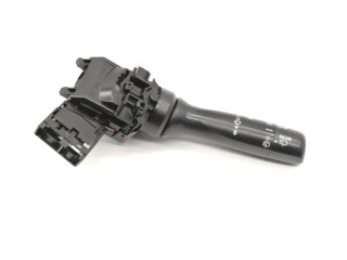 Блок предохранителей 17F060 Subaru Trezia