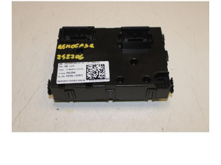 Блок предохранителей 00521312450 Jeep Renegade