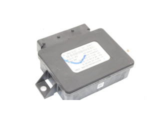 Блок управления заднего тормоза (EMF) A2469006816 Infiniti Q30