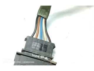 Zpětné zrcátko Volkswagen Vento 1993 1H1857502A