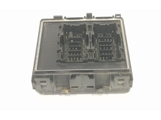 Блок предохранителей H1BT14D068BG, 2424459   Ford Fiesta    