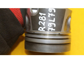 Píst Audi A4 S4 B6 8E 8H