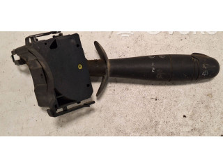 Ручка стеклоочистителей 8200117208, 91167494C   Renault Trafic II (X83)