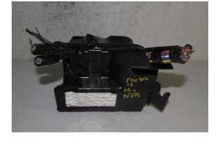 Блок предохранителей Ford Fiesta