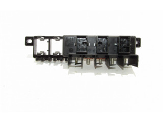 Блок предохранителей 8L0941822A   Audi A6 S6 C5 4B    