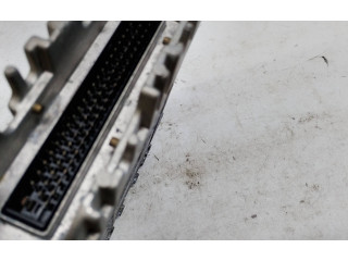 Блок управления двигателя 074906021L   Volkswagen Transporter - Caravelle T4