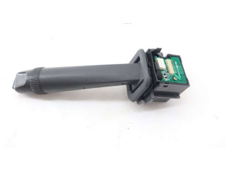 Ручка стеклоочистителей 31268582   Volvo V70