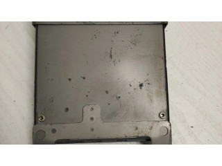 Блок управления двигателя E2T81771M, Z51018881B Mazda 323