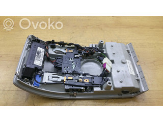 Фонарь освещения передних мест