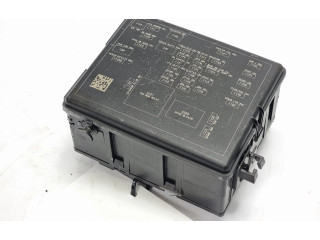 Блок предохранителей  P68068355AB   Fiat Freemont    