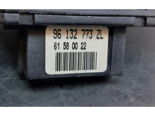 Включатель скорости стеклоочистителей 96132773ZL   Citroen Xantia