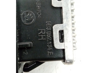 Дисплей 5E3052134E Skoda Karoq