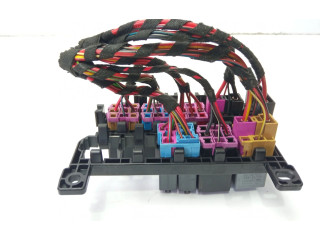 Pojistková skříňka Řídící jednotka BSM 8A0937530   Audi A6 S6 C6 4F 2008