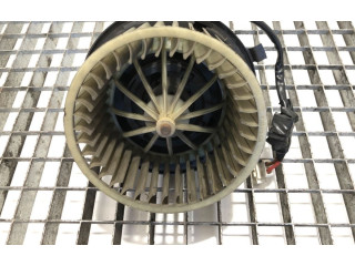 Вентилятор печки       Volkswagen Transporter - Caravelle T4