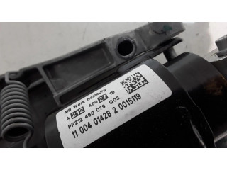 Крестовидная связь оси рулевого колеса